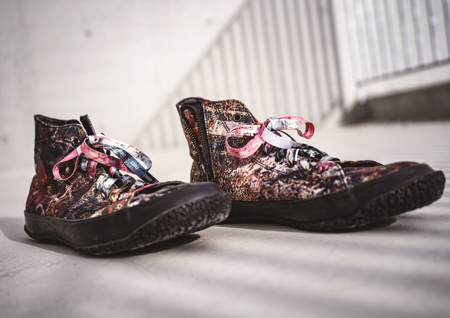 graphic sneaker01