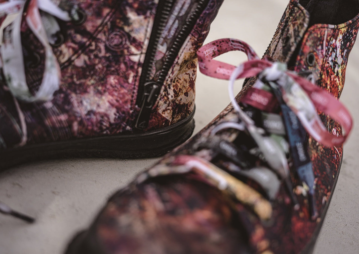 graphic sneaker01