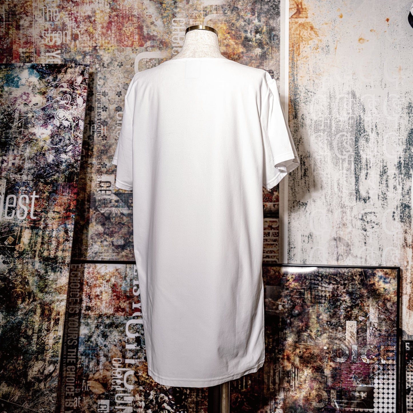 T-shirt D